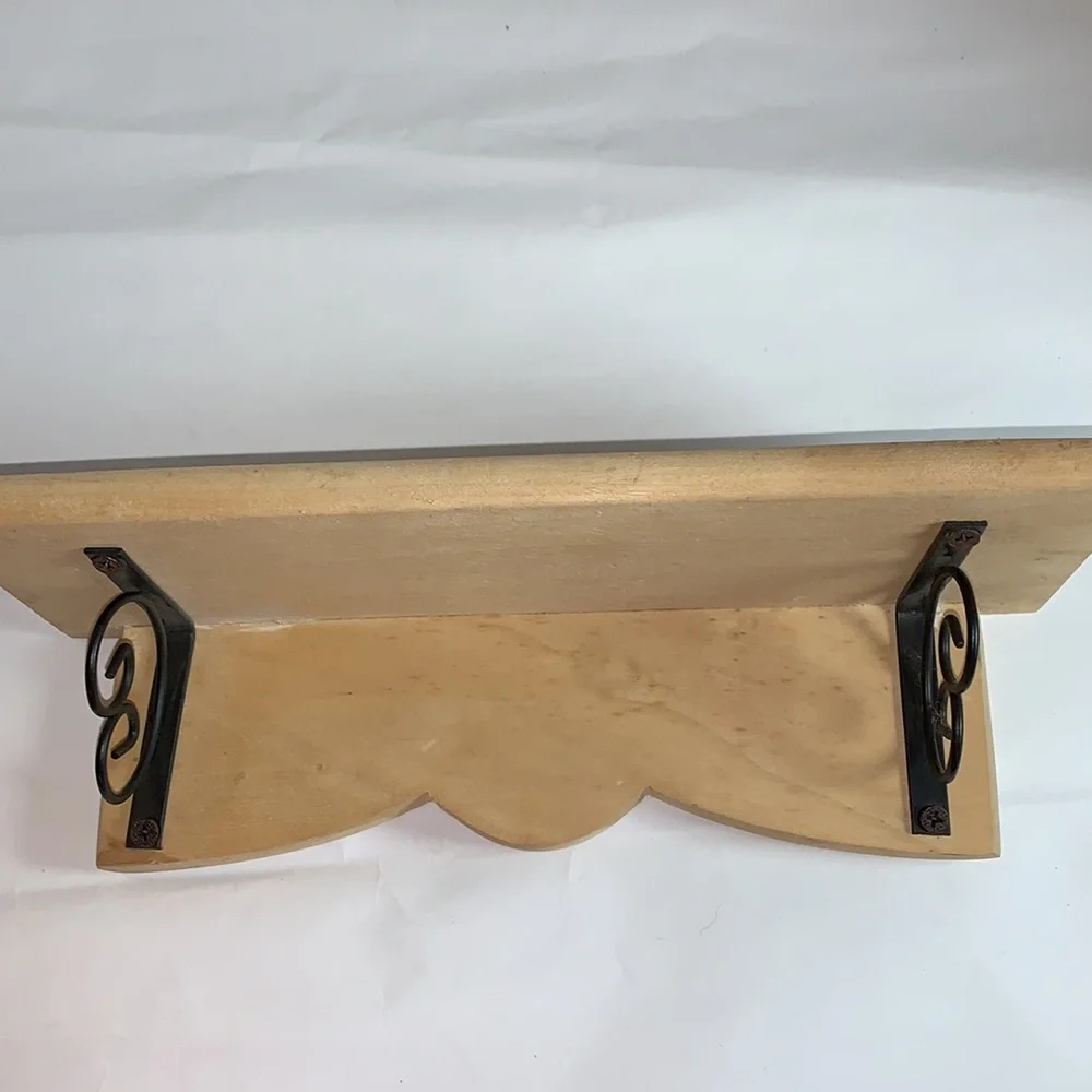 Little Wooden Shelf